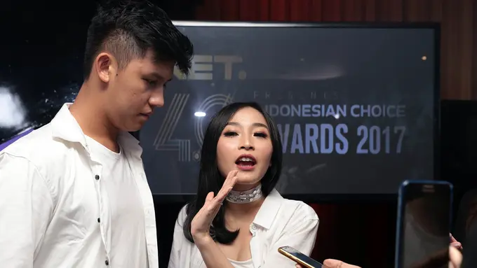 [Bintang] Rinni Wulandari dan Jevin Julian