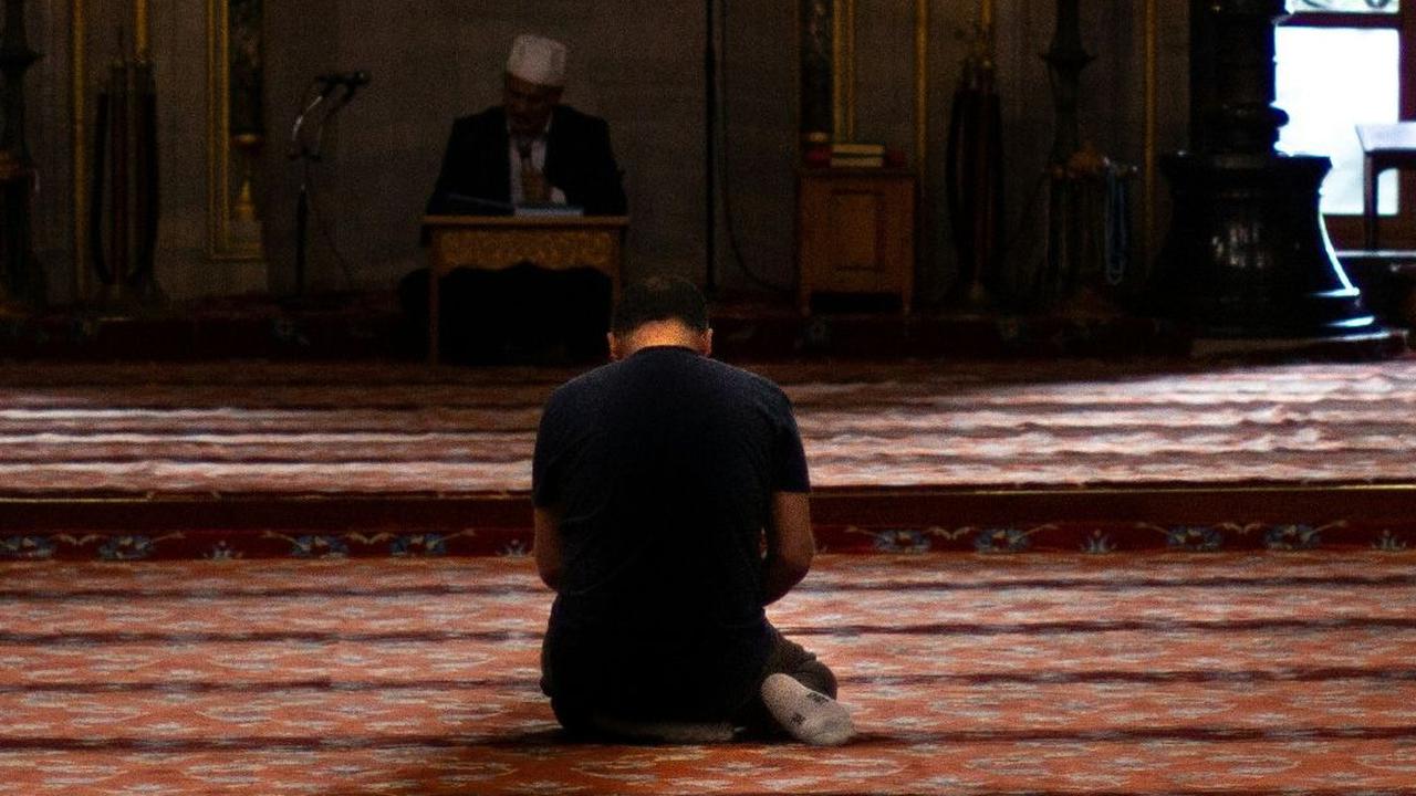 Malam Lailatul Qadar, Ini Ciri-Cirinya dan Amalan untuk Meraih Keberkahannya