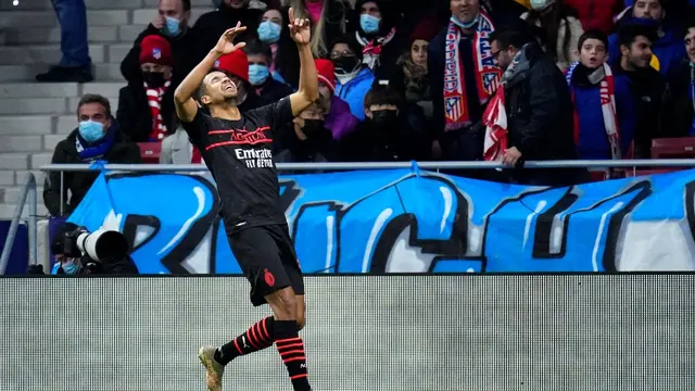 Penyerang AC Milan, Junior Messias