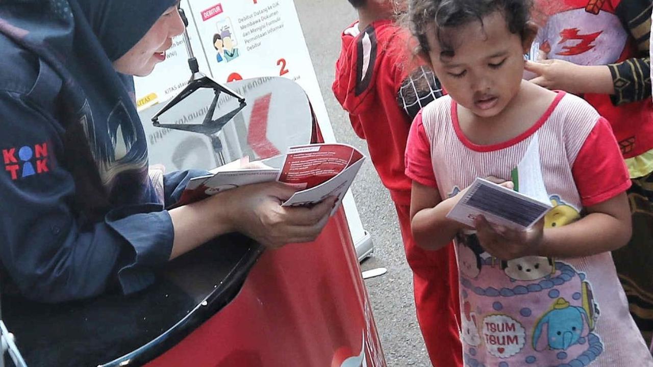 Kegiatan serupa juga perlu diperluas di berbagai kota agar penyandang disabilitas melek keuangan dan akhirnya dapat meningkatkan literasi keuangan.