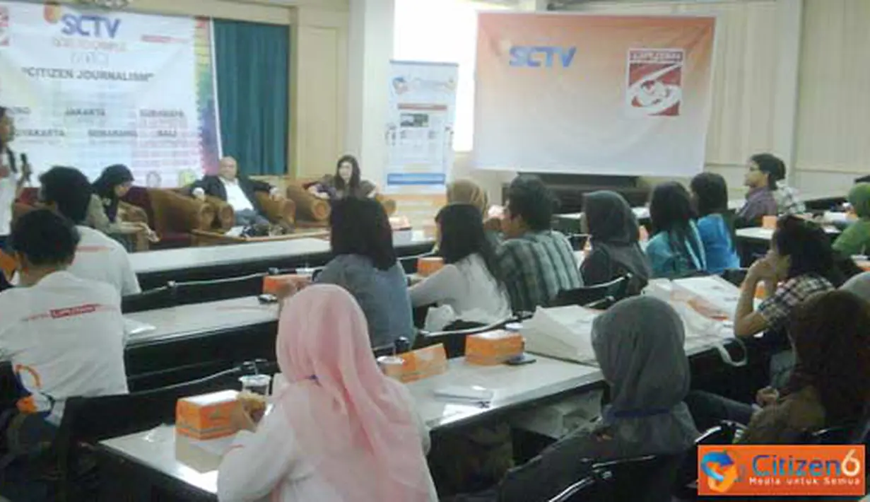 Citizen6, Yogyakarta: Acara workshop SCTV Goes to Campus (SGTC) di UGM dengan pembicara Don Bosco Selamun, Nunung Setiyani.  (Pengirim: Widya Asrul)