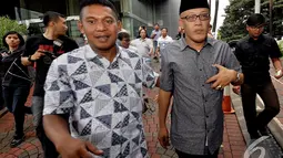 Mantan anggota DPR Komisi VII Fraksi Demokrat 2009-2014, Tri Yulianto kembali diperiksa sebagai saksi tersangka Sutan Bhatoegana, Jakarta, Selasa (16/12/2014). (Liputan6.com/Miftahul Hayat)
