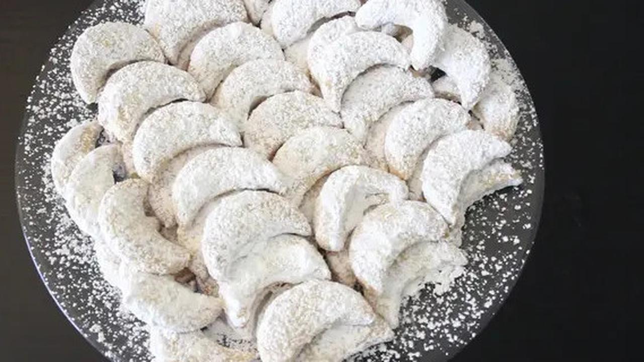 7 Resep Kue Putri Salju yang Lembut dan Meleleh di Mulut, Bikin Ketagihan!