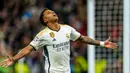 Pemain Real Madrid Rodrygo melakukan selebrasi usai mencetak gol ke gawang Braga pada pertandingan sepak bola Grup C Liga Champions di Stadion Santiago Bernabeu, Madrid, Spanyol, Rabu (8/11/2023). (AP Photo/Jose Breton)