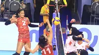 Timnas voli putri Indonesia vs Filipina pada pertandingan seri kedua SEA V League 2024&nbsp;di Chachai Hall, Nakhon Ratchasima, Thailand, Minggu,&nbsp;11 Agustus. Indonesia kalah&nbsp;2-3 (25-20, 20-25, 25-16, 20-25, 10-15). (foto: PBVSI)