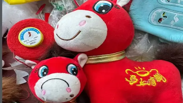 Berkah Imlek 2026, Boneka Kuda Menangis Laris Manis Jelang Tahun Kuda Api