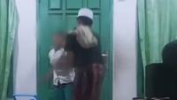 Seorang santri cilik berinisial MFR (9), asal Kelurahan Triwung Kidul, Kota Probolinggo, menjadi korban penganiayaan guru mengaji, hingga videonya viral. (Liputan6.com/ Dok Ist)