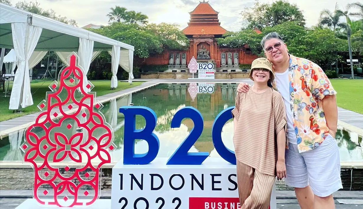 <p>Yuni Shara dipercaya untuk mengisi acara penutupan B20. Seperti diketahui, B20 merupakan rangkaian acara KTT G20 yang berupa forum dialog yang membahas bisnis. [Foto: instagram.com/jeffrywaworuntu]</p>