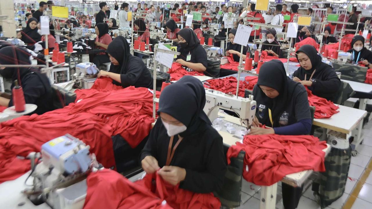 FOTO: Melihat Langsung Pembuatan Jersey Timnas Indonesia di Pabrik Erspo
