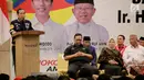 Calon Presiden nomor 01 Joko Widodo (Jokowi) memberikan sambutan saat menghadiri acara silaturahmi dengan relawan dan Tim Kampanye Daerah di Gorontalo, Kamis (28/2). (Liputan6.com/Arfandi Ibrahim)