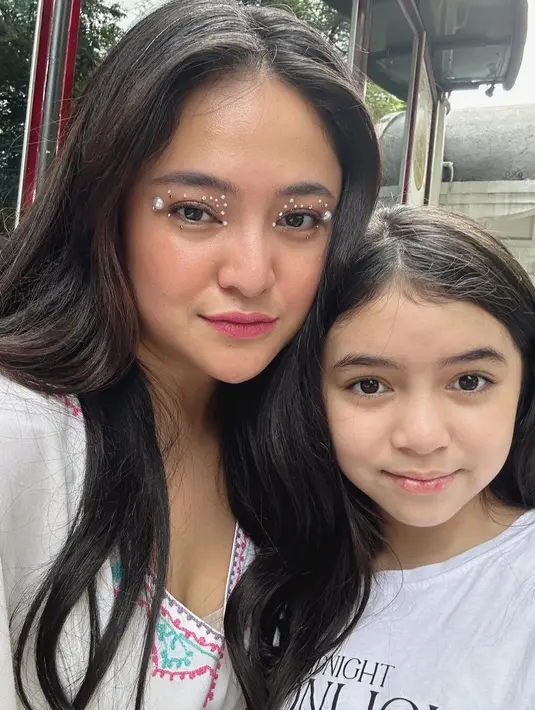 Anak Marshanda dan Ben Kasyafani, Sienna Kasyafani saat ini berusia 10 tahun. [Instagram/marshanda]