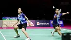 Aksi ganda campuran Indonesia, Amri Syahnawi/Nita Violina Marwah, pada semifinal Kejuaraan Dunia BWF 2026, di New Delhi, India, Sabtu (22/8/2026). (PBSI)