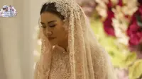 Aaliyah Massaid saat pengajian sebelum menikah dengan Thariq Halilintar. (YouTube Thariq Halilintar)