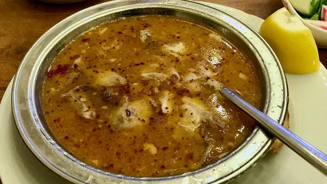 Beyran çorbası (TasteAtlas)