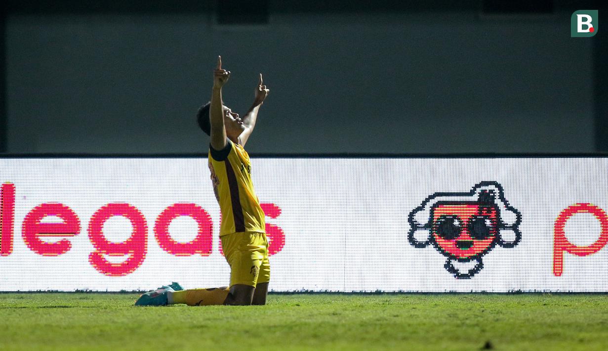 Pemain Persikabo 1973, Muhammad Dimas Drajad merayakan gol kedua yang dicetaknya ke gawang Dewa United dalam laga pekan ke-2 BRI Liga 1 2022/2023 antara Dewa United melawan Persikabo 1973 di Indomilk Arena, Tangerang, Minggu (31/7/2022) malam WIB. (Bola.com/Bagaskara Lazuardi)