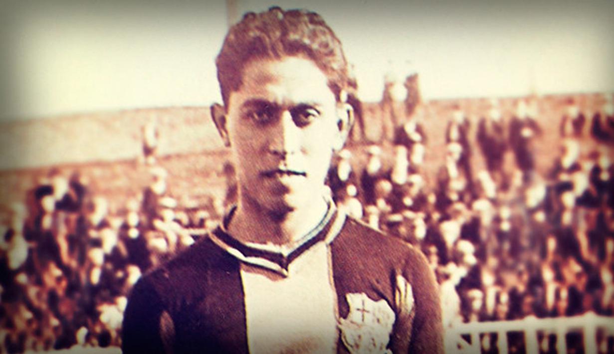 Paulino Alcantara Riestra adalah pesepakbola asal Filipina. Ia menjadi pemain pertama Asia yang pernah membela klub raksasa La Liga, Barcelona. Ia mengoleksi 137 gol. (fcbarcelona.com)
