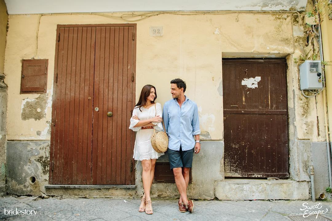 Potret kemesraan Raisa - Hamish Daud saat bulan madu ke Italia. [sumber: instagram/sweet.escape]