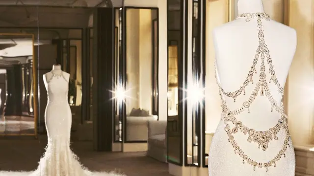 Detail Gaun Pengantin Dua Lipa dari Chanel yang Dikerjakan Hampir dari 5 Ribu Jam