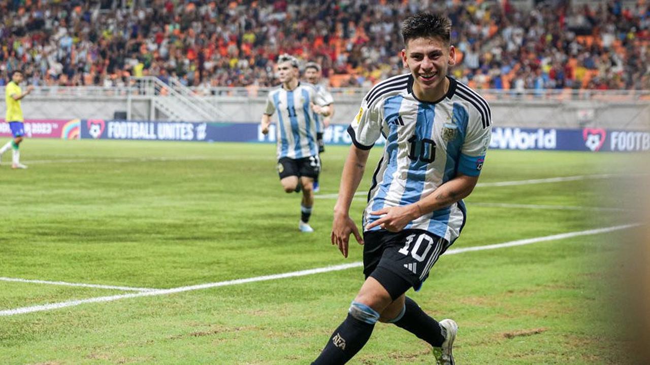 Pep Guardiola Nantikan Magis Bocah Jebolan Piala Dunia U-17 Indonesia 2023