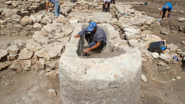 Penemuan sisa-sisa kota zaman perunggu di Israel Utara (AFP/Jack Guez)