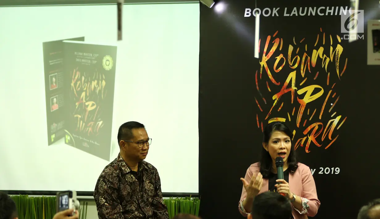MDRT Indonesia yang juga penulis buku "Kobaran Api Juara" Miliana Marten saat bedah buku peluncuran buku "Kobaran Api Juara", Jakarta, Rabu (27/2). Buku ini menyadarkan para agen akan keindahan sesungguhnya dari produk asuransi. (Liputan6.com/Johan Tallo)