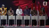 Presiden Joko Widodo (ketiga kiri) bersama Sekretaris Kabinet Pramono Anung (kedua kiri), Menteri Koperasi dan UKM Teten Masduki (kelima kiri), Pj Gubernur DKI Jakarta Heru Budi Hartono (keempat kiri) dan Direktur PT JIExpo Karuna Murdaya (kiri) membuka Pekan Raya Jakarta atau Jakarta Fair 2024 di Jakarta International Expo Kemayoran, Rabu (12/6/2024). (Liputan6.com/Herman Zakharia)