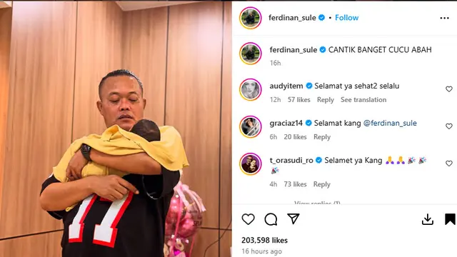 Saat Sule Kagumi Kecantikan Cucu Pertamanya