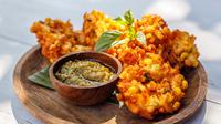 Ilustrasi bakwan jagung./Copyright shutterstock.com/g/GekkoGallery