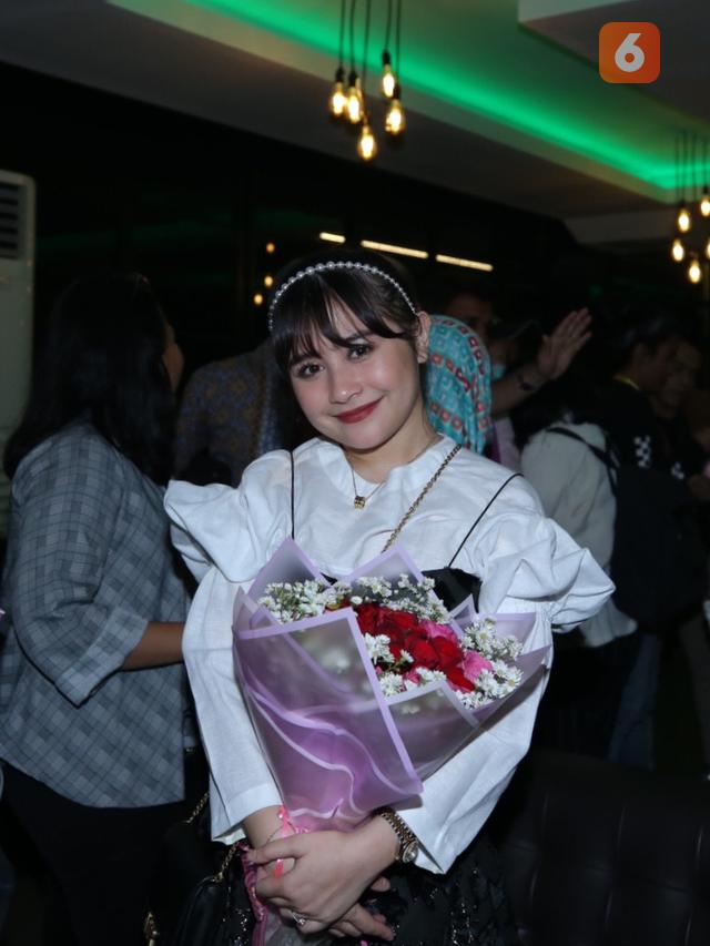 [Fimela] Prilly Latuconsina