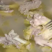 Tanpa Daun Nangka, Begini Cara Masak Ayam Kampung Cepat Empuk (YouTube/Resep Noufy)