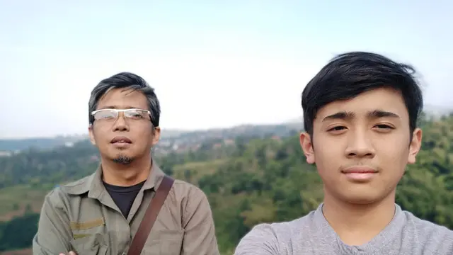 6 Potret Harry Nugraha Mantan Suami Mulan Jameela, Seorang Guru dan Musisi