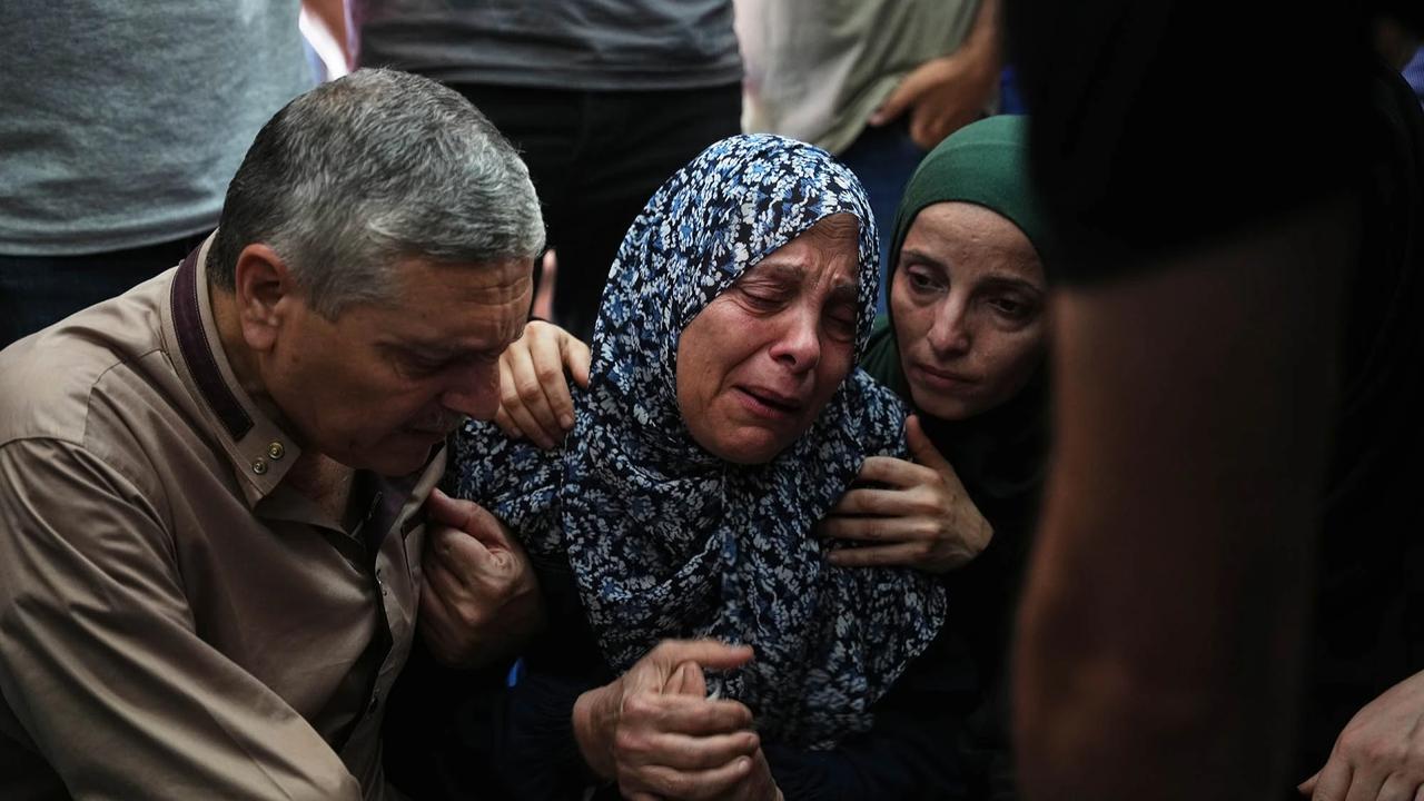FOTO: Jurnalis Al Jazeera Tewas dalam Serangan Udara di Gaza