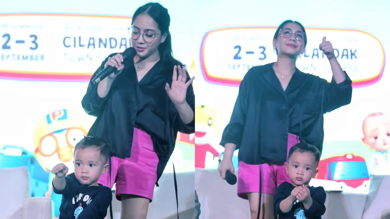 Rayyanza Anak Nagita Slavina Asik Joget di Depan Penggemar