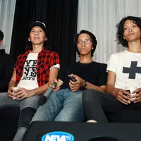 Mengawali tahun 2016, Bimbim Slank membentuk band bersama keluarganya. Band yang diberinama The Sidhartas ini terdiri dari, Bimbim, adiknya, Massto beserta dua keponakannya, Awa Sandiogo dan Firas Rachun. (Deki Prayoga/Bintang.com)