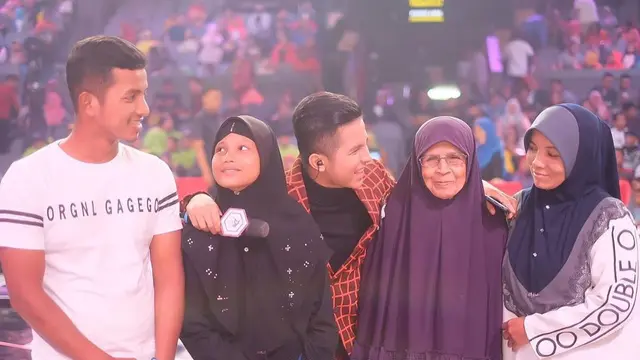 Jarang Terekspos, Ini 7 Potret Kebersamaan Jirayut dan Ibunda