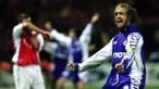 Gabriel Batistuta - Kepiawaianya dalam membobol gawang lawan membuatnya dijuluki Batigol. Striker tertajam di eranya ini adalah top skor sepanjang masa Fiorentina di pentas Liga Italia dengan 152 gol. (AFP/Adrian Dennis)
