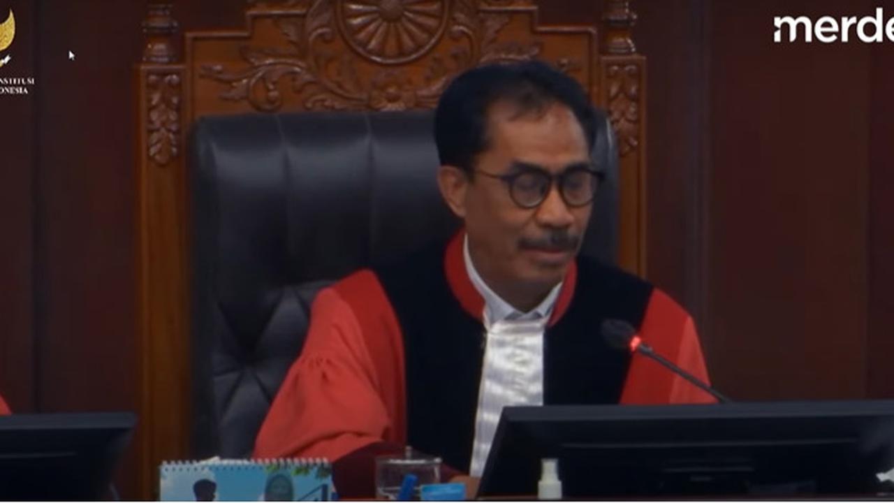 Hakim Anwar Usman Paman Wapres Gibran Bikin Siidang MK Tertawa, Ngaku Bersuara Merdu saat Bahas UU Hak Cipta