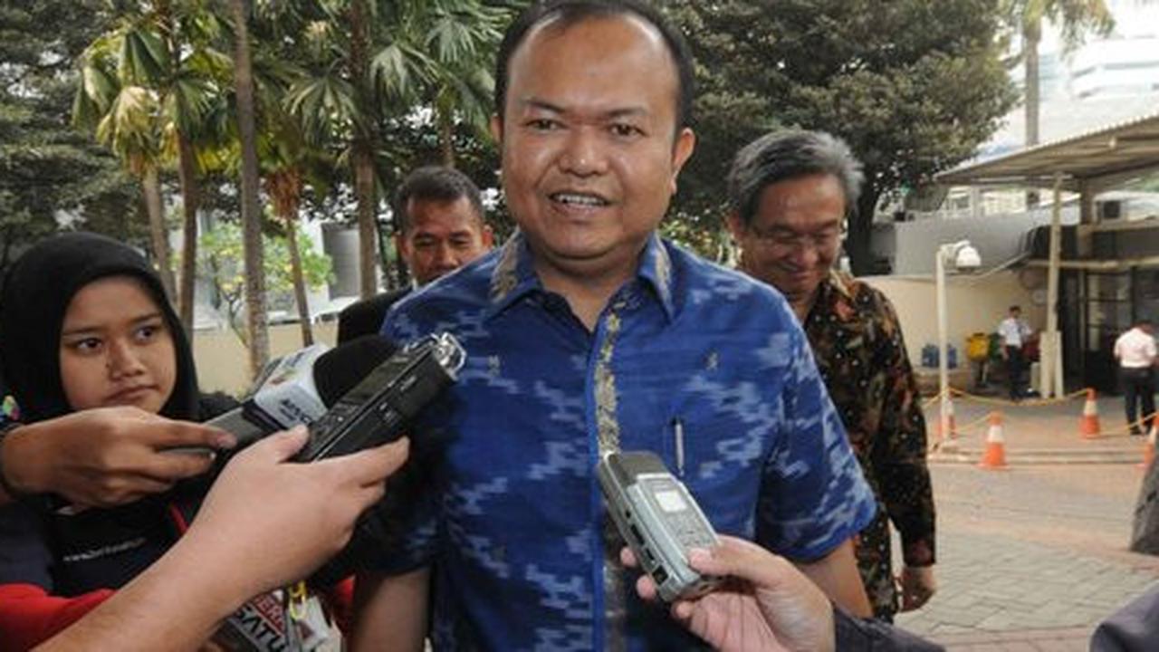 Diperiksa KPK di Jumat keramat, Rio Capella ngaku siap ditahan