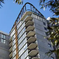 Konsep waterfall Apartement yang terinsprasi dari Kalimatan raih penghargaan