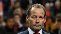 DITUNJUK - Danny Blind ditunjuk sebagai pelatih baru Timnas Belanda menggantikan Guus Hiddink (Daily Mail)