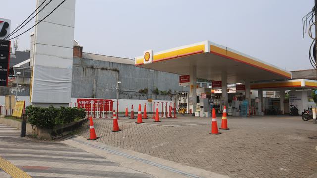 Berminggu-minggu BBM di SPBU Swasta Kosong