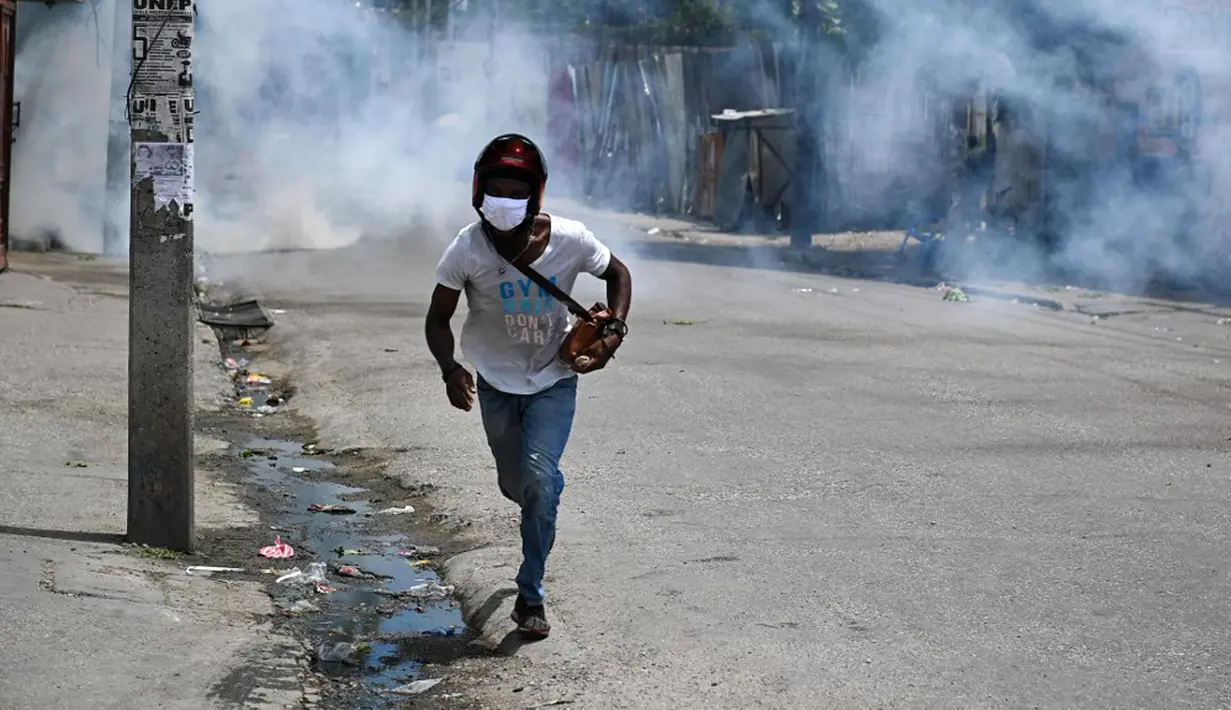 Hanya ada sekitar 10.000 petugas polisi untuk lebih dari 11 juta orang di negara ini. (Richard PIERRIN/AFP)