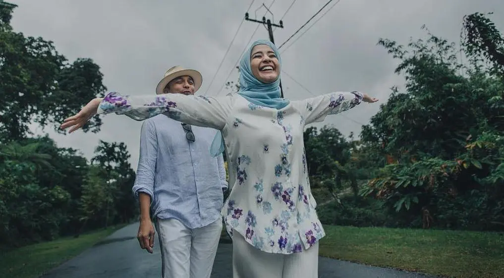 Laudya Cynthia Bella dan Engku Emran [foto: instagram]