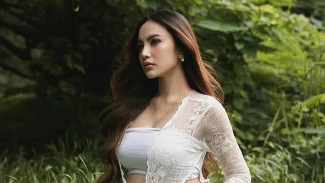 6 Potret Artis Asal Bali saat Pamer Baby Bump, Terbaru Ada Mahalini dengan Pesona Kecantikannya