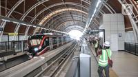 Semua sistem yang berjalan di kereta ini menerapkan Grade of Automation (GoA) Level 3 yang pusat sistemnya berada Gedung Operation Control Center (OCC) Depo LRT Jabodebek, Bekasi Timur.