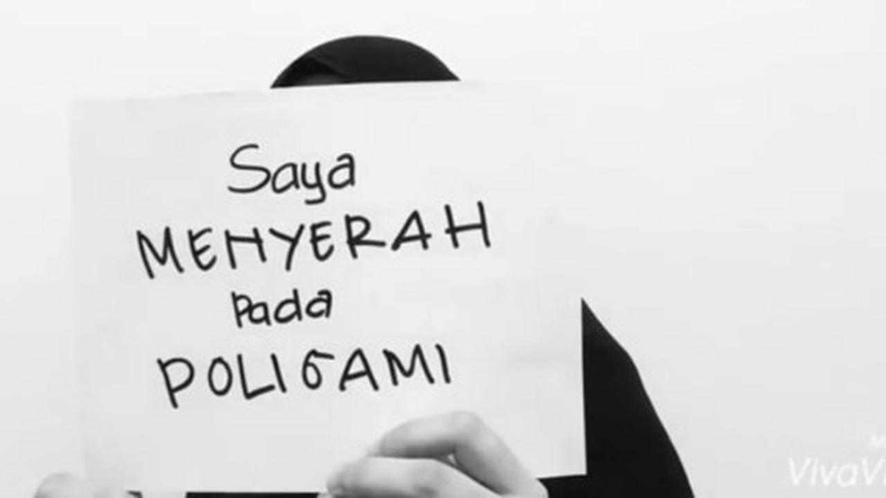 Video pengakuan istri soal poligami ini bikin orang menangis