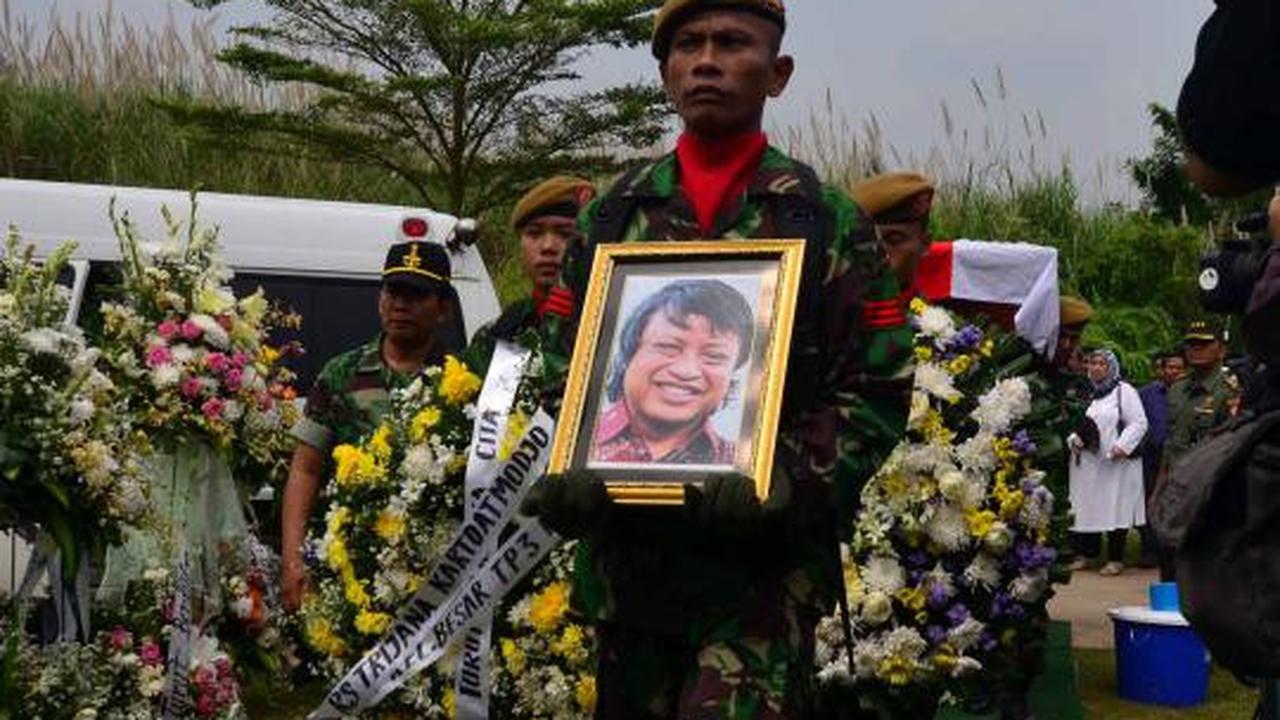 Presiden SBY  melayat  jenazah Wamen ESDM  Widjajono 