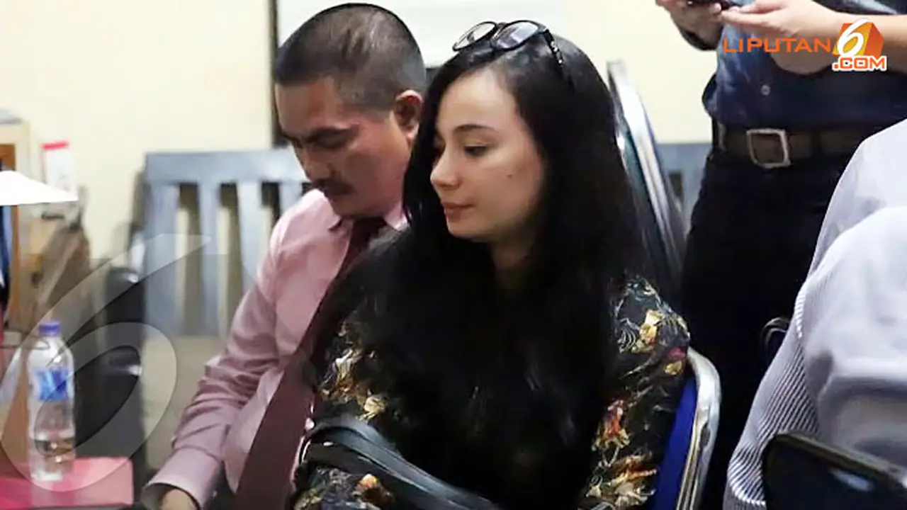 asmirandah-2-140128c.jpg