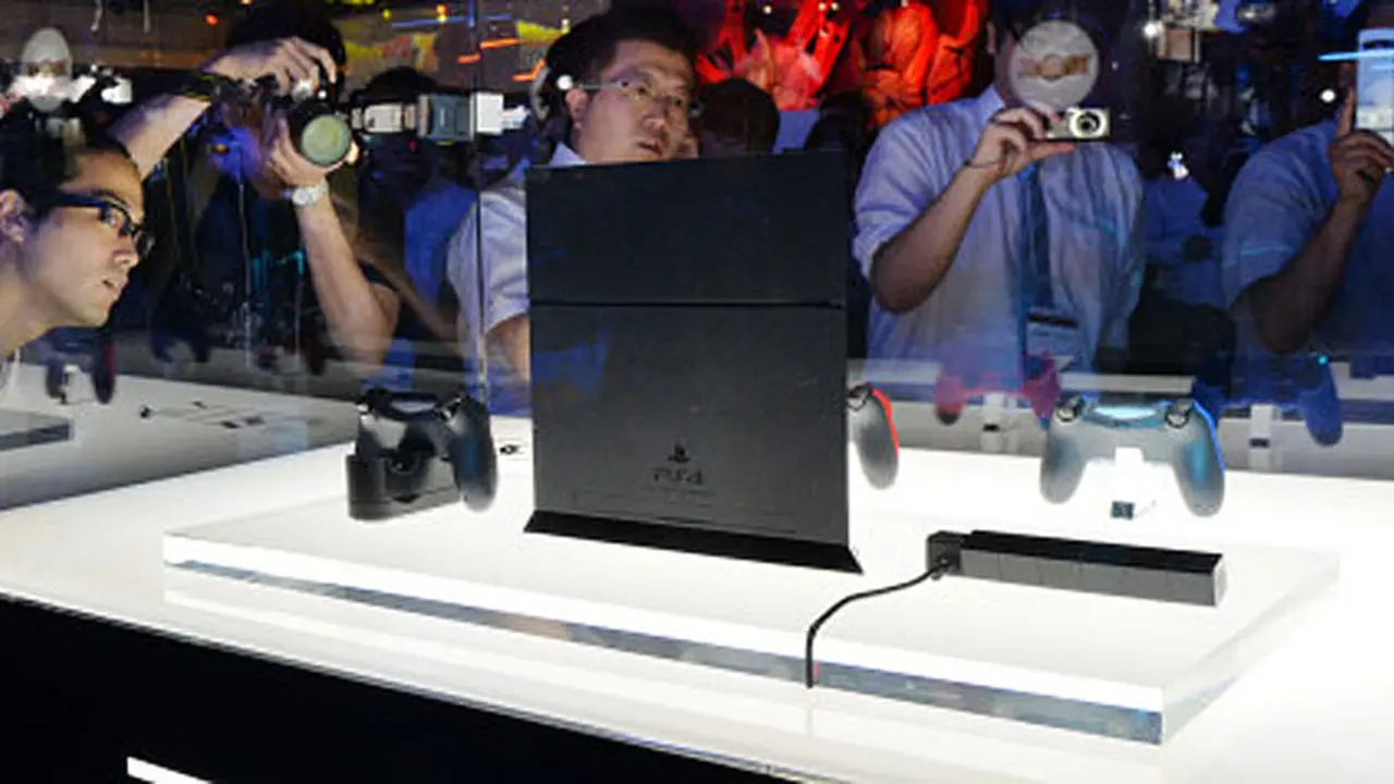 ps4-131011b.jpg