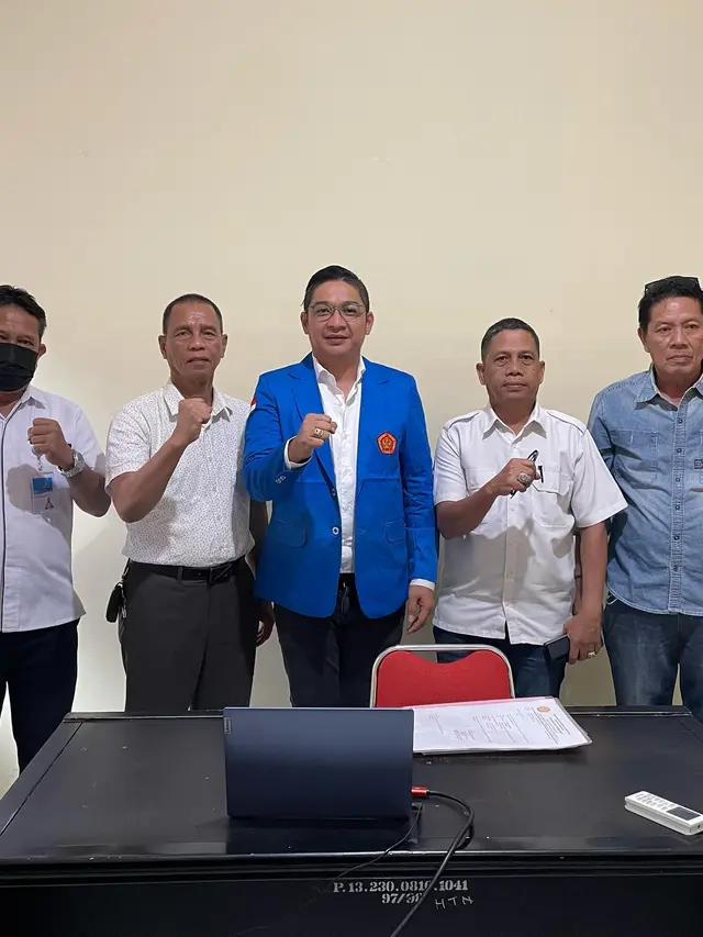 6 Potret Pasha Ungu Jalani Sidang Skripsi yang Sempat Tertunda 2 tahun